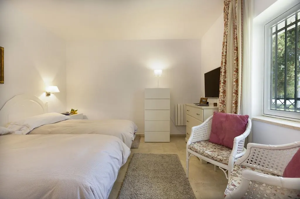 Apartment Urb. Alhambra Del Mar, Marbella Hotel